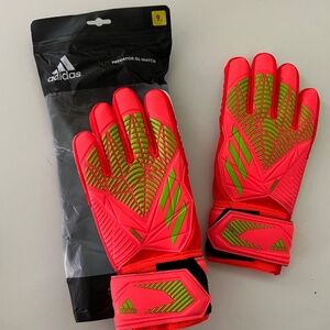 New Adidas Predator Match Unisex Soccer Goalie Gloves, size 9